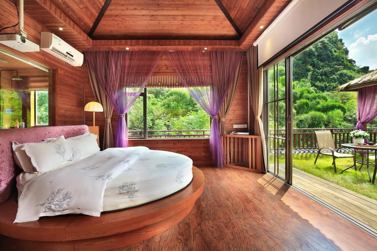 Blue Sky Hotel Yangshuo Exterior photo