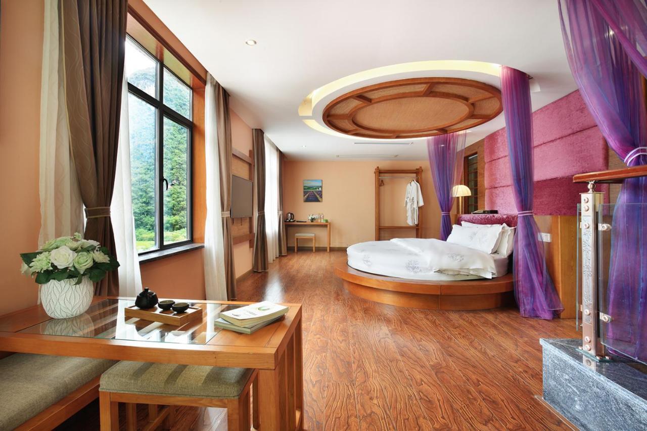 Blue Sky Hotel Yangshuo Exterior photo