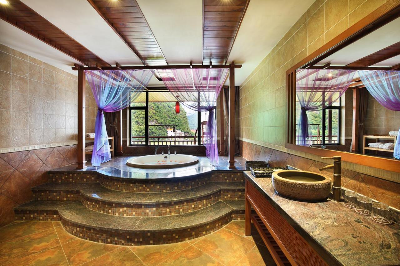 Blue Sky Hotel Yangshuo Exterior photo