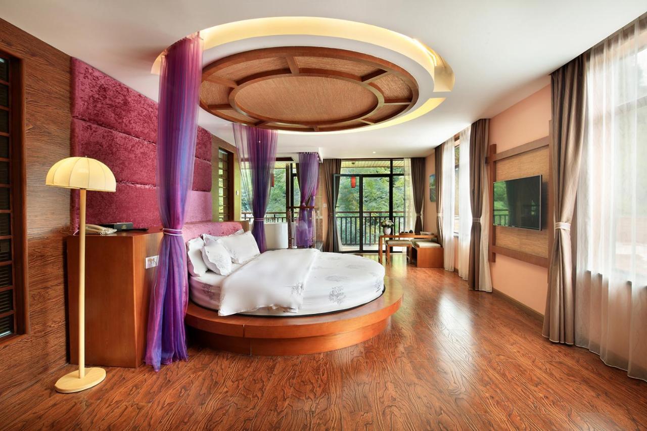 Blue Sky Hotel Yangshuo Exterior photo