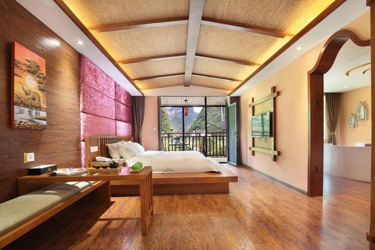 Blue Sky Hotel Yangshuo Exterior photo