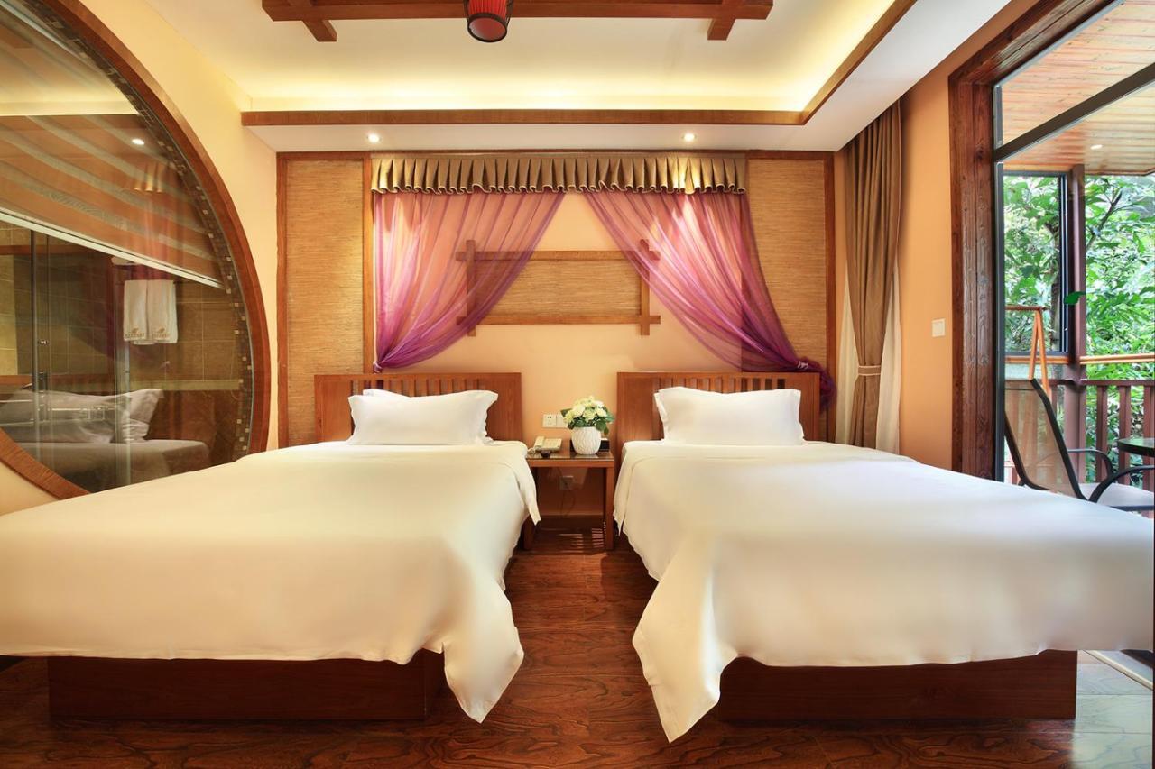 Blue Sky Hotel Yangshuo Exterior photo